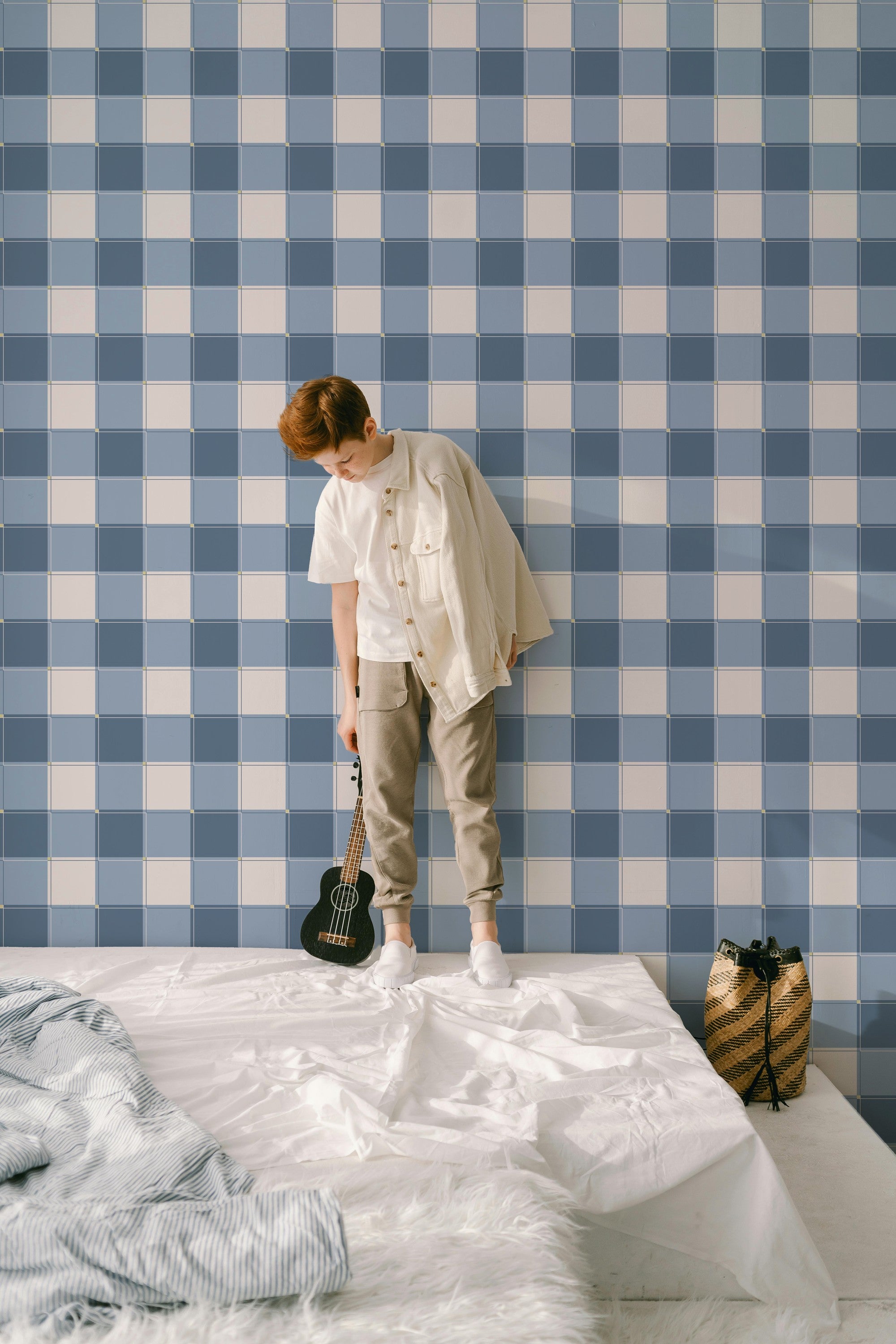 Blokken behang stoere kinderkamer jongenskamer tienerkamer donkerblauw