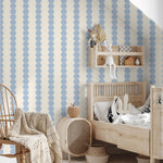 Gestreept behang met boogjes voor meisjeskamer of babykamer lichtblauw met lila papr walls bubble dot lichtblauw lila papr walls