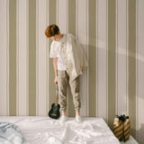 Strepen behang kinderkamer jongenskamer babykamer mosgroen groen Papr Walls